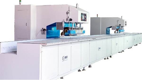 超长行程更高效！日力 30 米行走式高频机助力行业量产升级