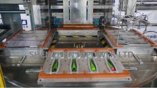 自动滑台式高周波熔接机