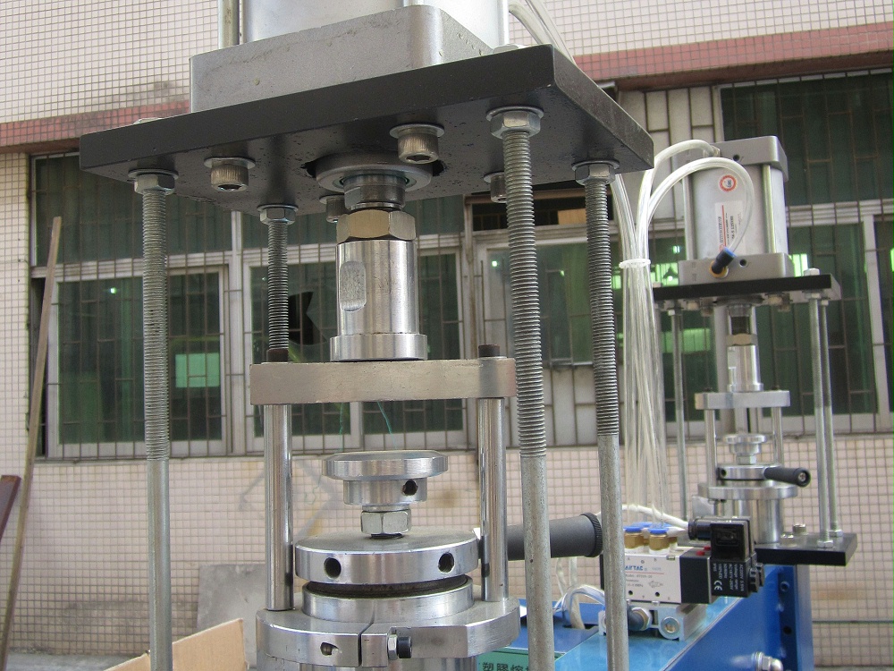 HR-10KW-TA 双头空油压式高周波熔断机