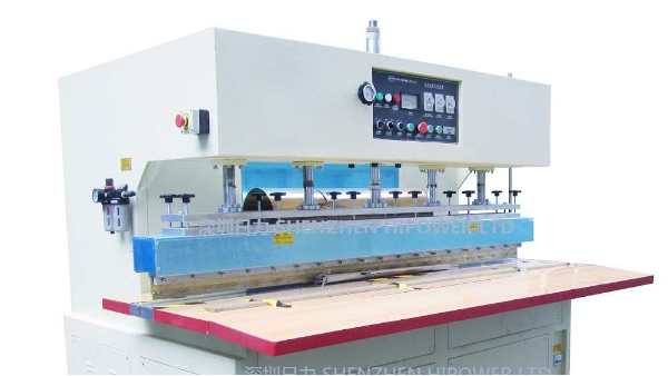 HR-15KW-FL 投影幕布专用高周波熔接机｜PVC 软膜篷布充气制品长条高频焊接设备